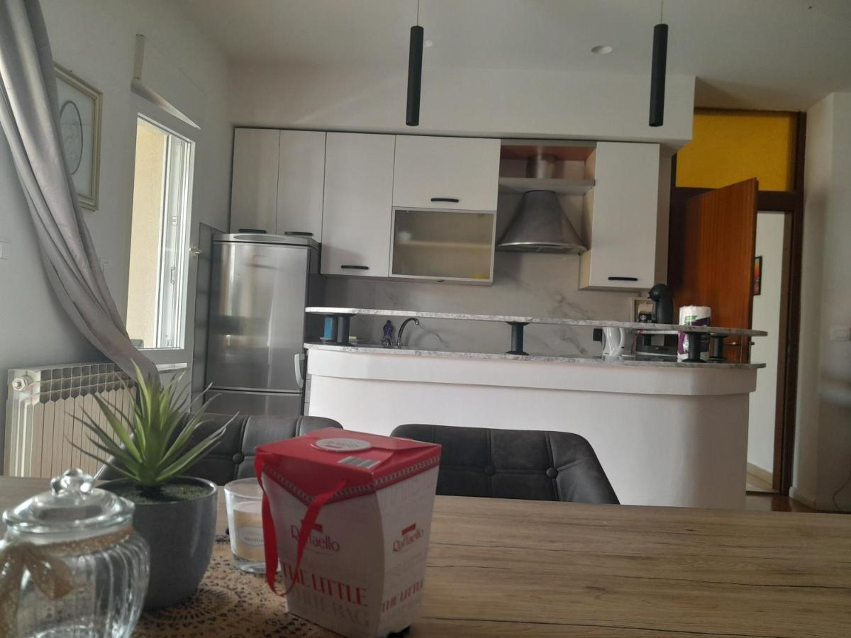 Apartment Pino Zara Esterno foto