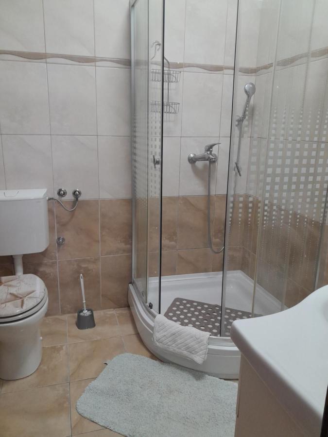 Apartment Pino Zara Esterno foto